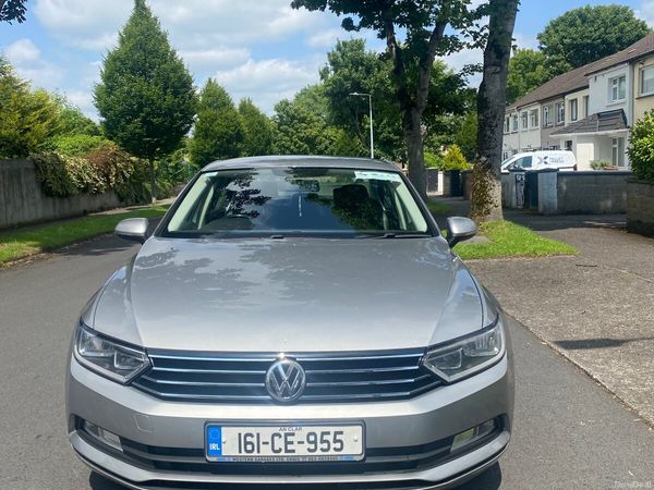 Volkswagen Passat Saloon, Diesel, 2016, Silver