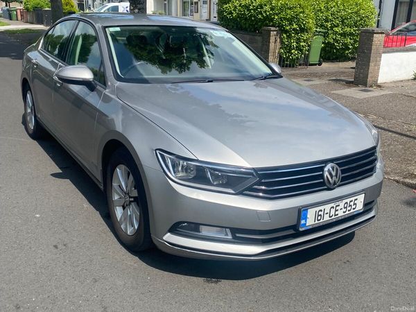Volkswagen Passat Saloon, Diesel, 2016, Silver