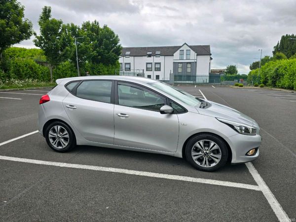 Kia Ceed Hatchback, Diesel, 2012, Silver