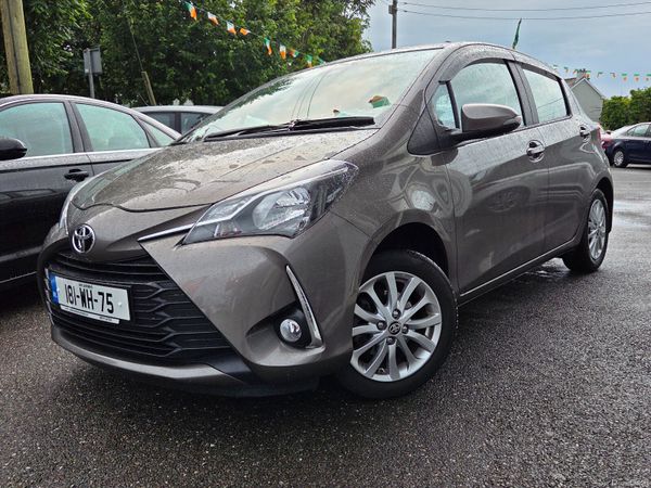 Toyota Yaris Hatchback, Petrol, 2018, Grey