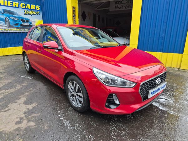 Hyundai i30 Hatchback, Petrol, 2018, Red
