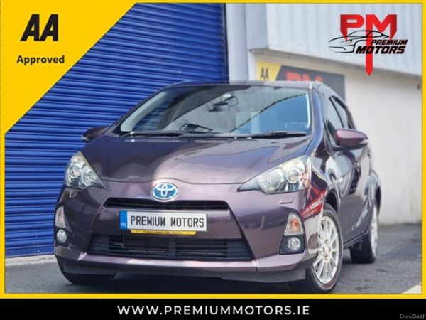 Toyota Aqua Hatchback, Hybrid, 2014, Brown