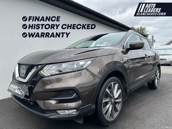 Nissan Qashqai SUV, Petrol, 2018, Brown