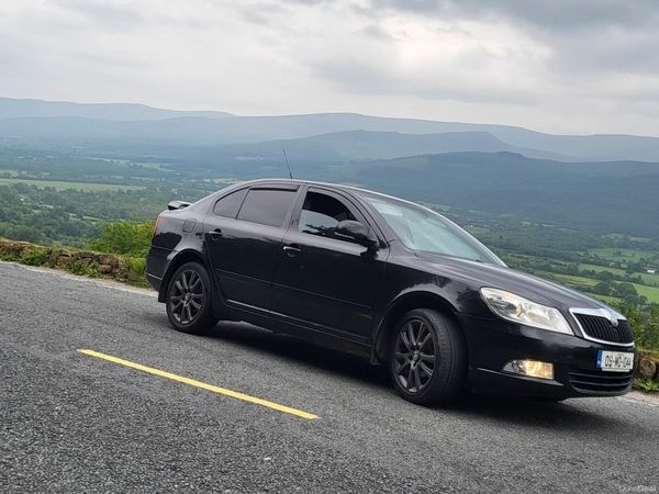 Skoda Octavia Hatchback, Diesel, 2009, Black