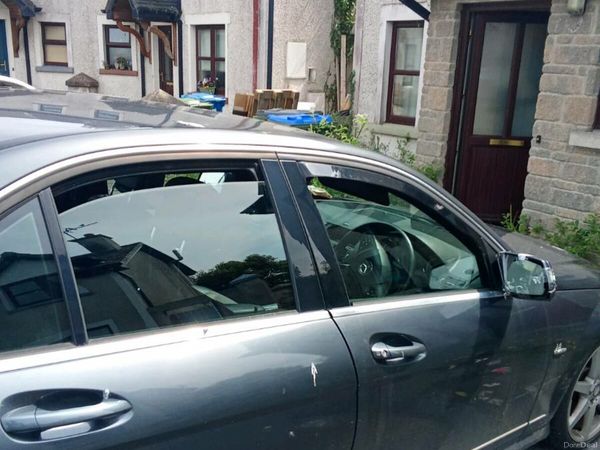 Mercedes-Benz C-Class Saloon, Diesel, 2009, Grey