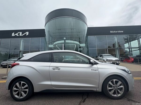 Hyundai i20 Hatchback, Petrol, 2018, Silver