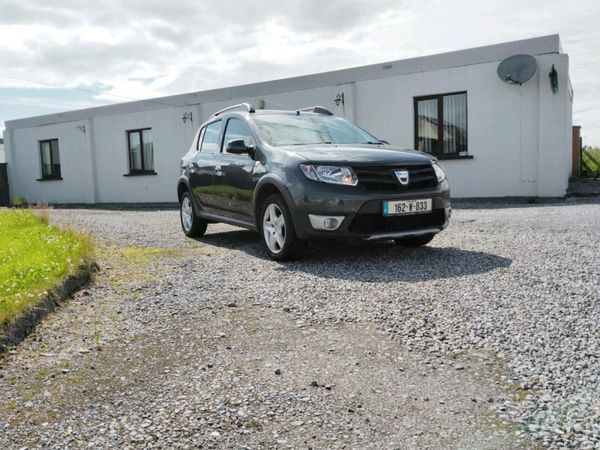 Dacia Sandero Stepway Hatchback, Diesel, 2016, Grey