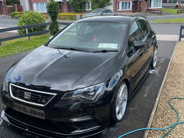 SEAT Leon Hatchback, Diesel, 2017, Black