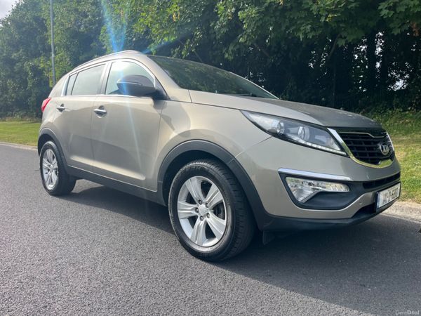 Kia Sportage SUV, Diesel, 2014, Silver