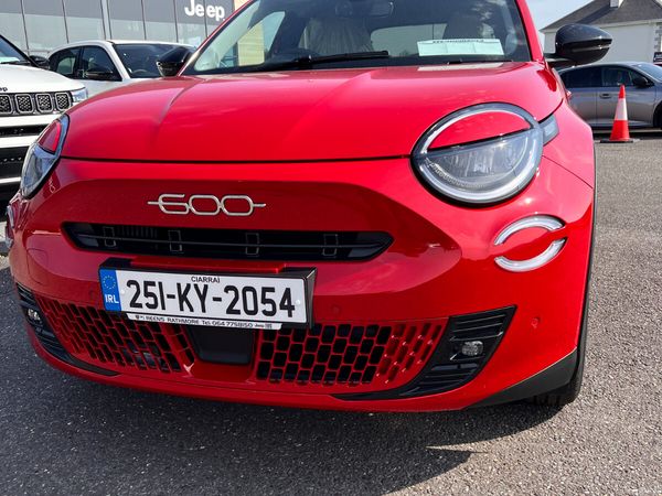 Fiat 600 Hatchback, Petrol Hybrid, 2025, Red