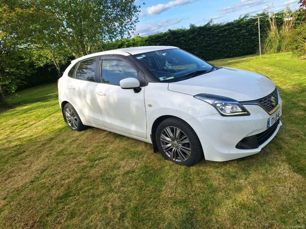 Suzuki Baleno Hatchback, Petrol, 2017, White