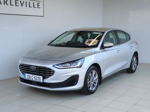Ford Focus Hatchback, Petrol, 2023, Grey