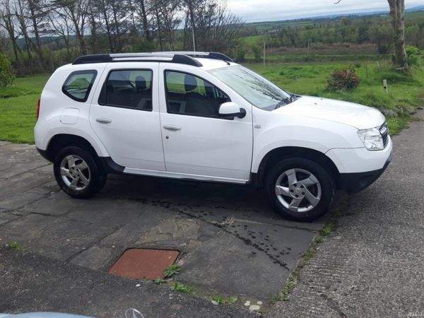 Dacia Duster SUV, Diesel, 2013, White