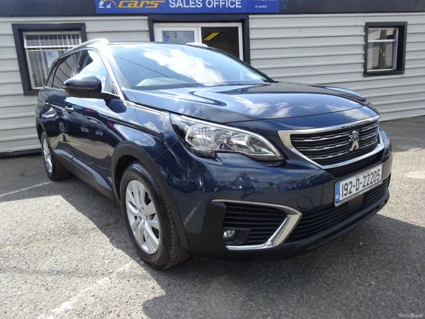 Peugeot 5008 MPV, Diesel, 2019, Blue