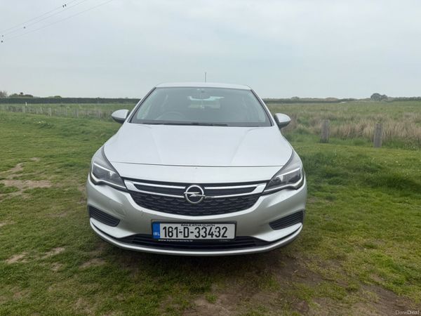 Opel Astra Hatchback, Diesel, 2016, Silver