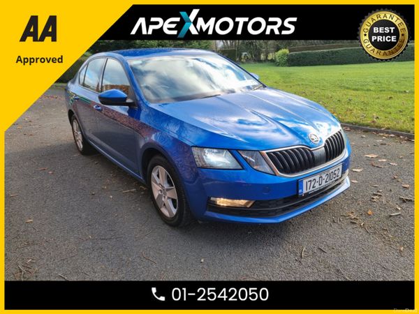 Skoda Octavia Hatchback, Diesel, 2017, Blue