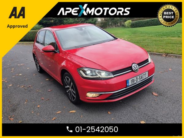 Volkswagen Golf Hatchback, Petrol, 2019, Red