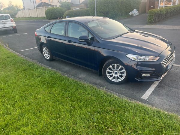 Ford Mondeo Hatchback, Diesel, 2020, Blue