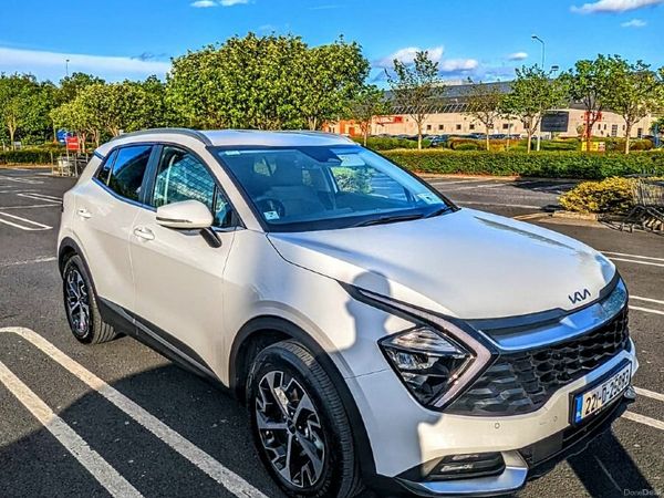 Kia Sportage SUV, Petrol Hybrid, 2022, White