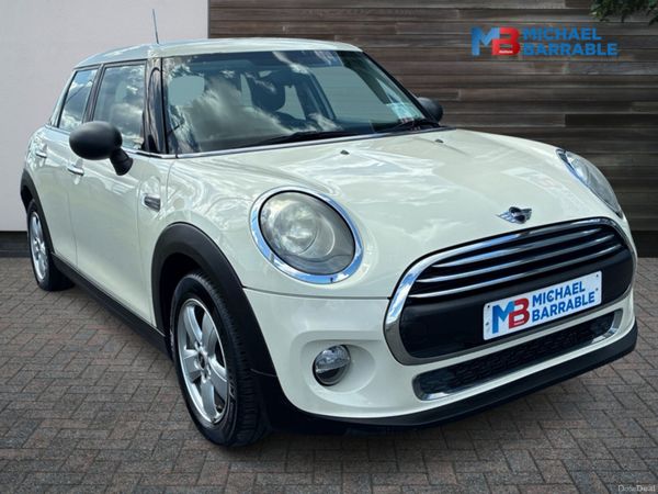 Mini Cooper Hatchback, Petrol, 2015, White