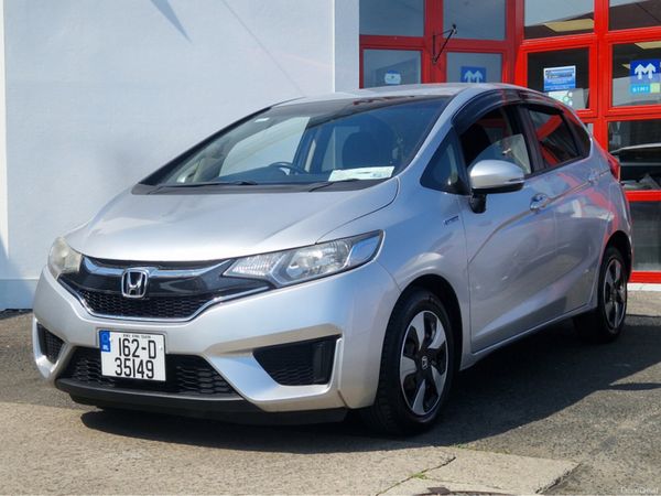 Honda Fit Hatchback, Petrol Hybrid, 2016, Silver