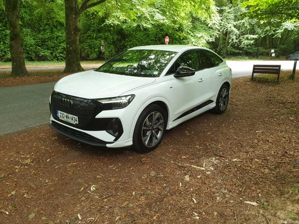 Audi Q4 Sportback e-tron Hatchback, Electric, 2023, White