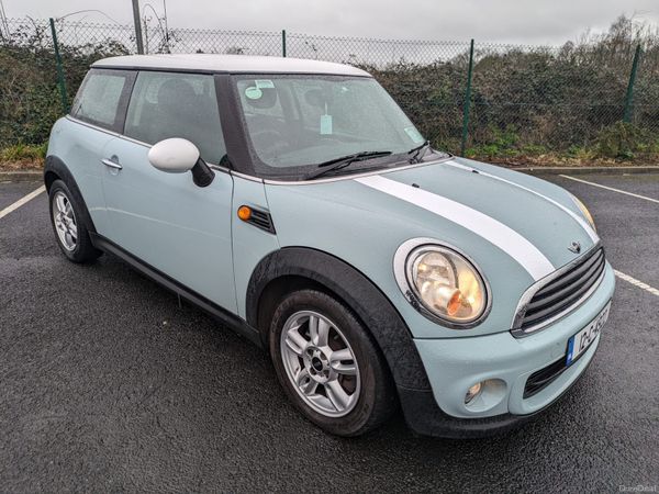 Mini First Hatchback, Petrol, 2012, Blue