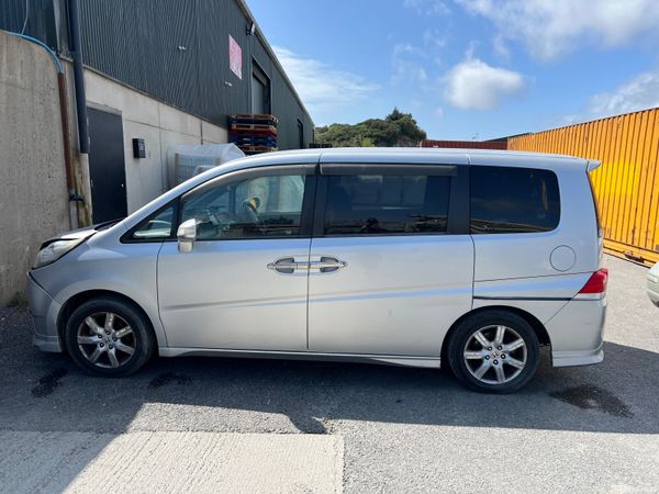 Honda Stepwagon MPV, Petrol, 2007, Silver