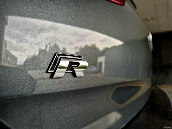 Volkswagen Golf Hatchback, Petrol, 2017, Grey