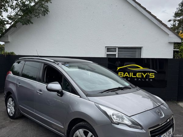 Peugeot 5008 MPV, Diesel, 2016, Grey