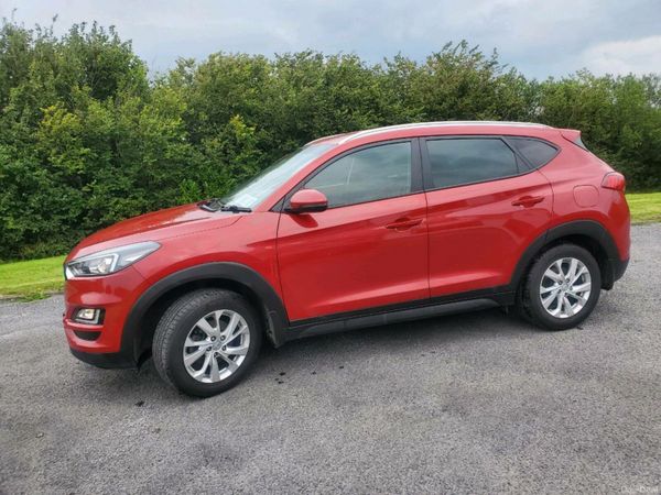 Hyundai Tucson SUV, Diesel, 2020, Red