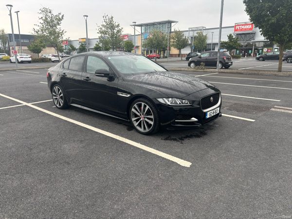 Jaguar XE Saloon, Diesel, 2016, Black
