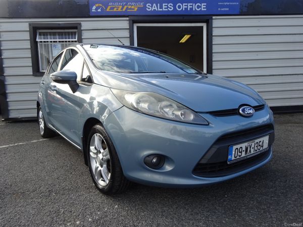 Ford Fiesta Hatchback, Petrol, 2009, Blue