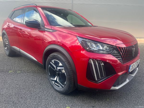 Peugeot 2008 MPV, Electric, 2025, Red