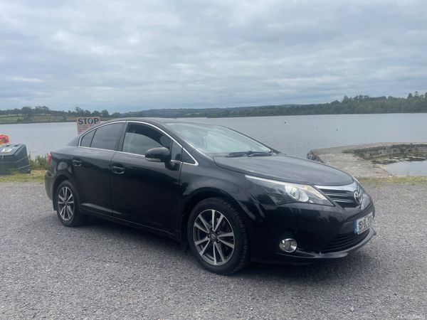 Toyota Avensis Saloon, Diesel, 2015, Black