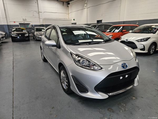 Toyota Aqua Hatchback, Petrol Hybrid, 2020, Silver