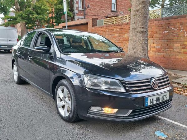 Volkswagen Passat Saloon, Diesel, 2014, Black