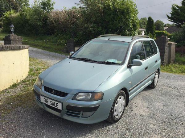 Mitsubishi Space Star Estate/Jeep, Petrol, 2004, Silver