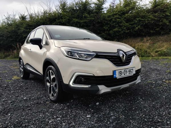 Renault Captur Hatchback, Petrol, 2019, White