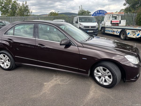 Mercedes-Benz E-Class Saloon, Diesel, 2010, Brown