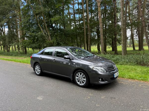 Toyota Corolla Saloon, Diesel, 2007, Grey