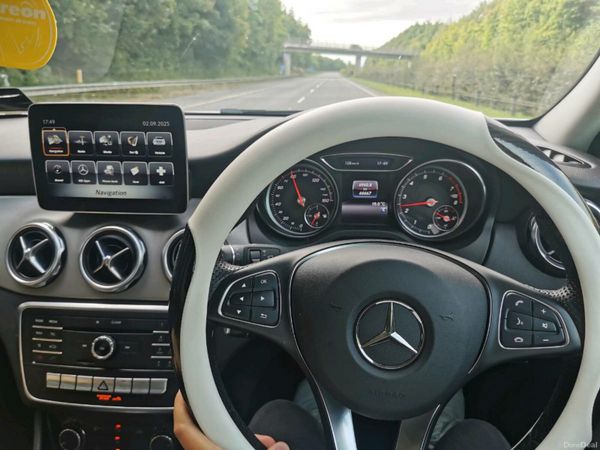 Mercedes-Benz GLA SUV, Petrol, 2018, White