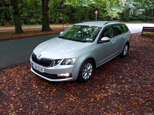 Skoda Octavia Estate, Diesel, 2018, Grey