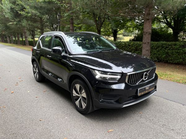 Volvo XC40 SUV, Petrol Hybrid, 2022, Black