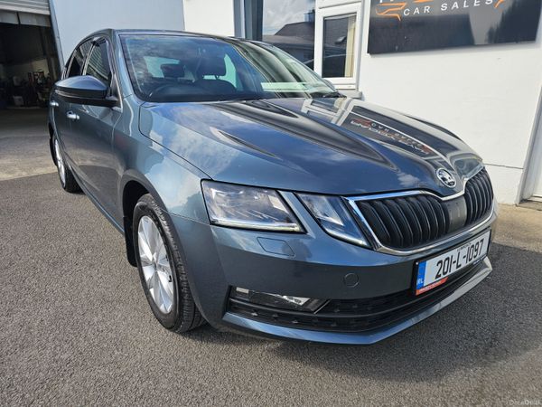 Skoda Octavia Saloon, Petrol, 2020, Grey