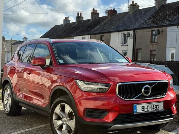 Volvo XC40 Estate/Jeep, Petrol, 2019, Orange