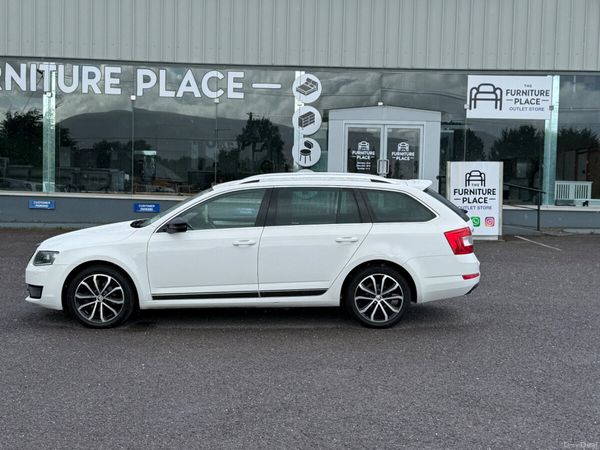 Skoda Octavia Estate, Diesel, 2016, White