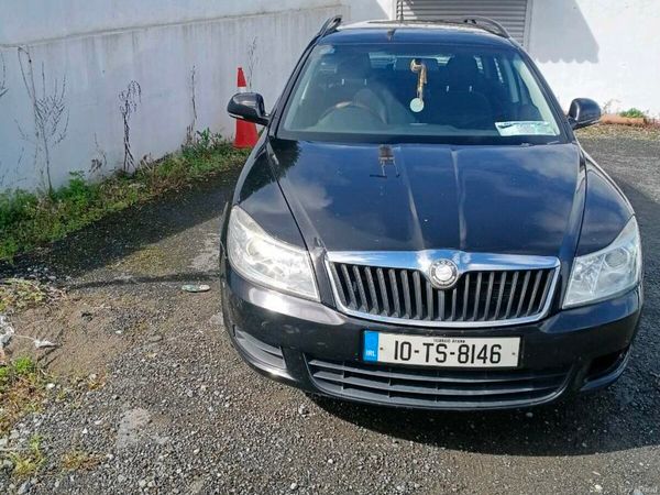Skoda Octavia Estate, Diesel, 2010, Black