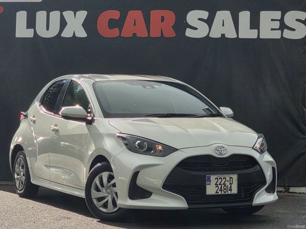 Toyota Yaris Hatchback, Petrol, 2022, White