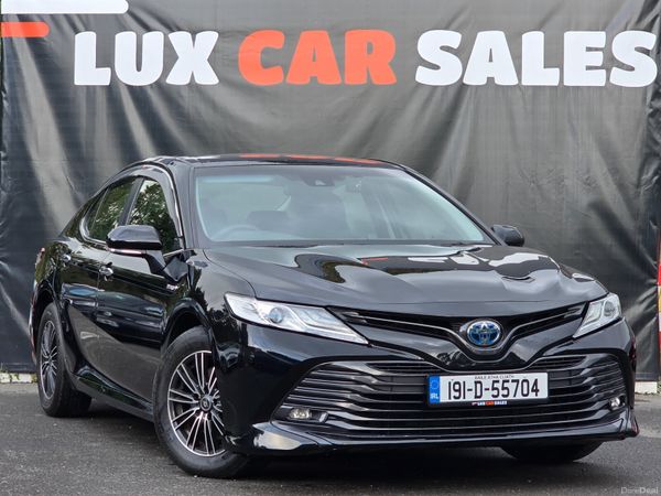 Toyota Camry Saloon, Petrol Hybrid, 2019, Black